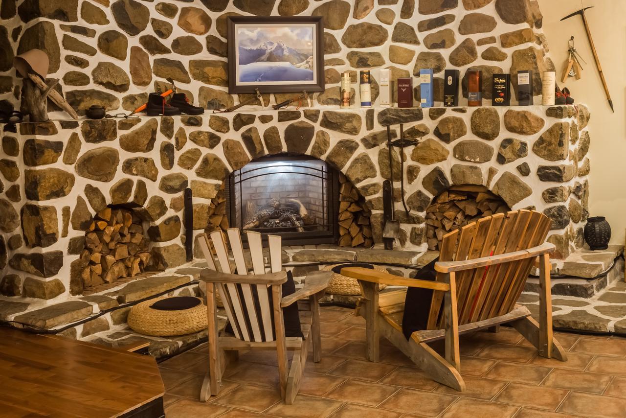 Attitude Montagne Hotel Saint Adolphe D'Howard Екстериор снимка